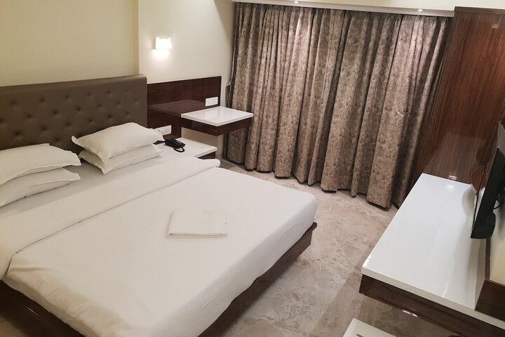 Room 56 of 97