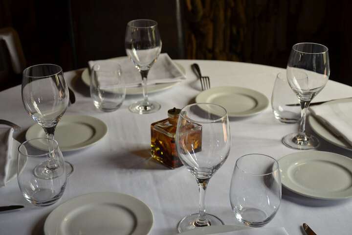Dining 39 of 72