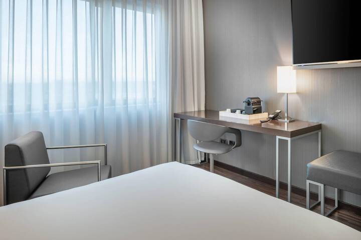 Room 14 of 57