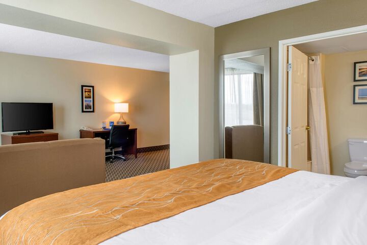 Room 16 of 39