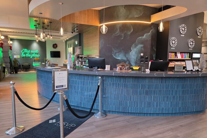 Hotel Interior 5 of 36