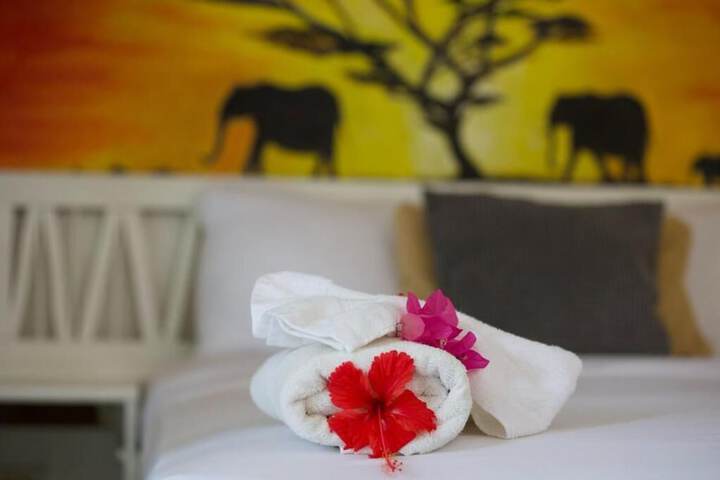 Room 8 of 27