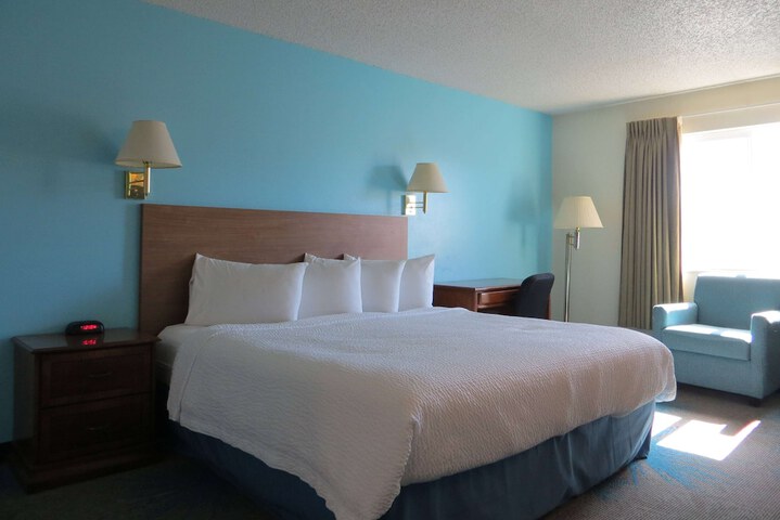 Room 8 of 60