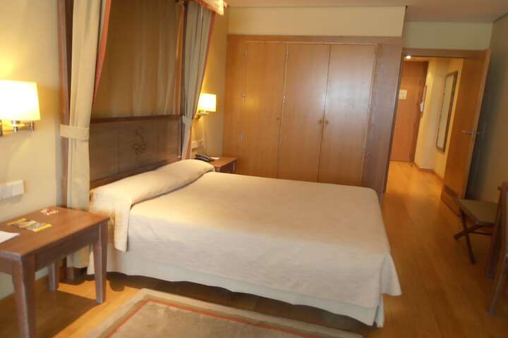 Room 9 of 73
