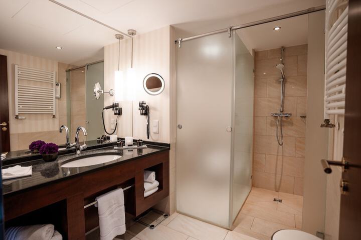 Bathroom Interior Photo