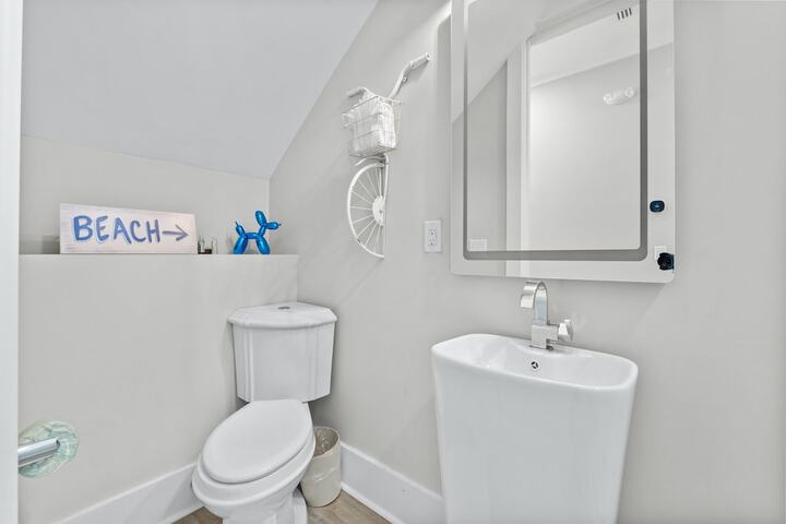 Room 70 of 100
