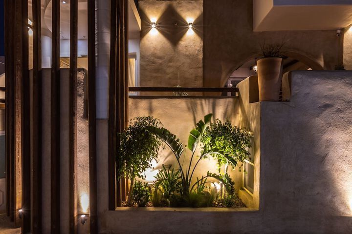 Hotel 77 of 79
