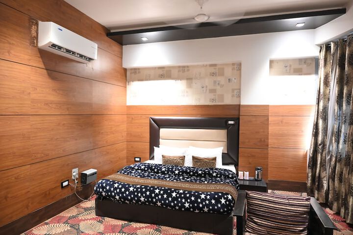 Room 21 of 52