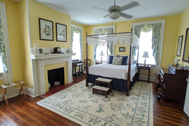 Room 14 of 75