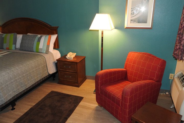Room 25 of 46