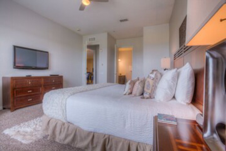 Hotel 8 of 66