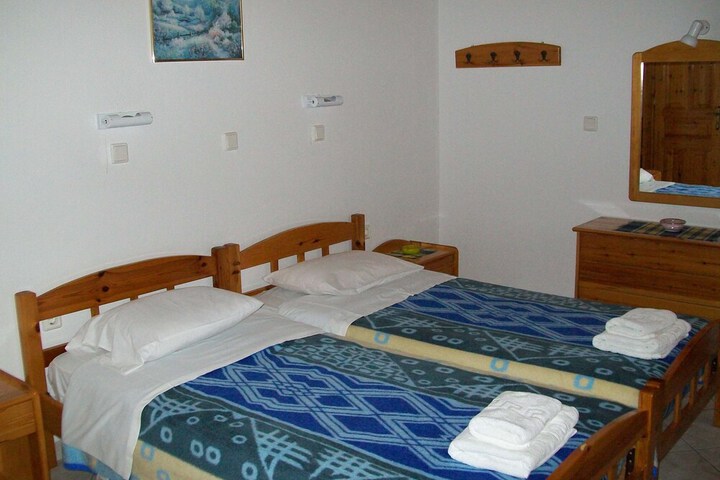 Room 28 of 31