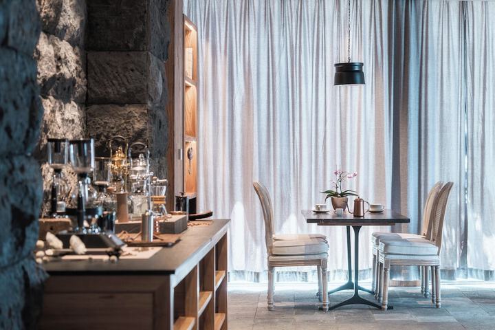 Dining 96 of 153