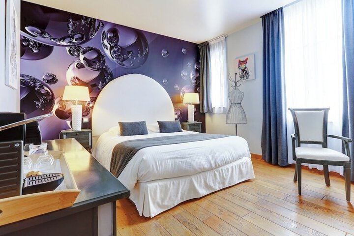 Room 3 of 42