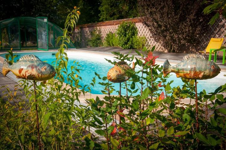 Pool Hotel