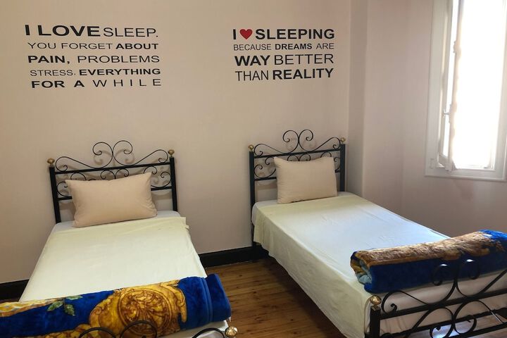 Room 14 of 79