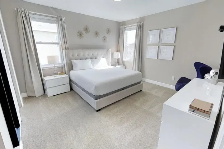 Room 2 of 28