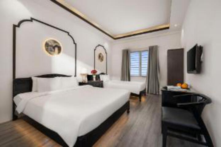 Room 18 of 19