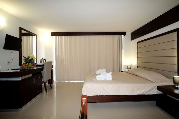 Room 7 of 52