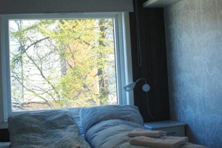 Photo of TROMSOE BED & BOOKS