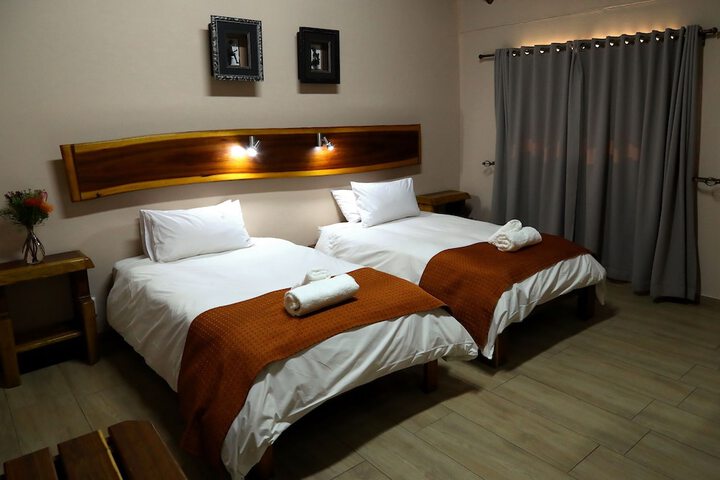 Room 7 of 37