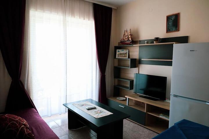 Room 48 of 102