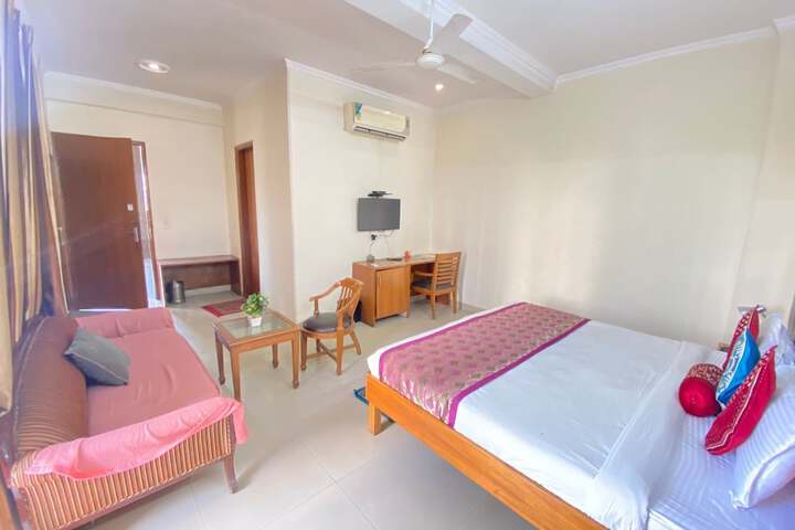 Room 7 of 23