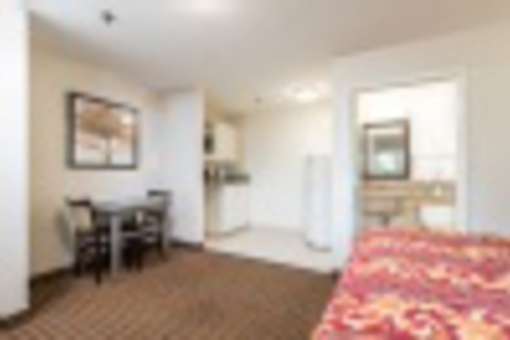 Room 52 of 84