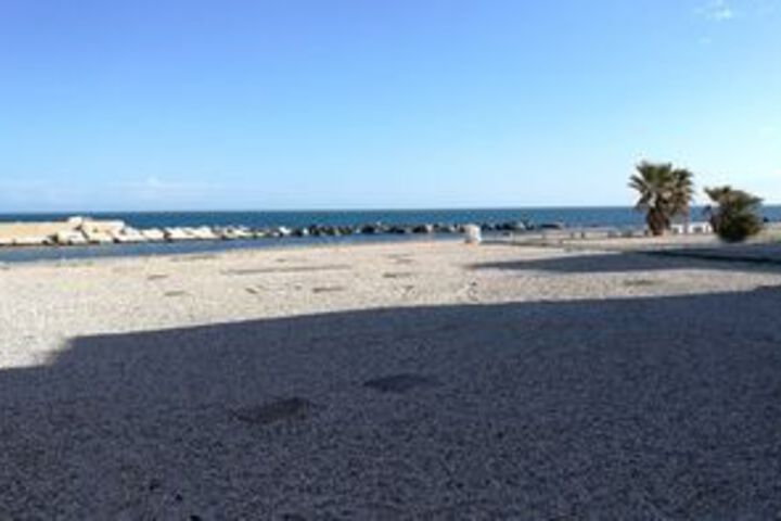Beach 21 of 67