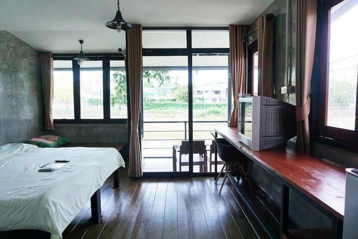 Room 4 of 26