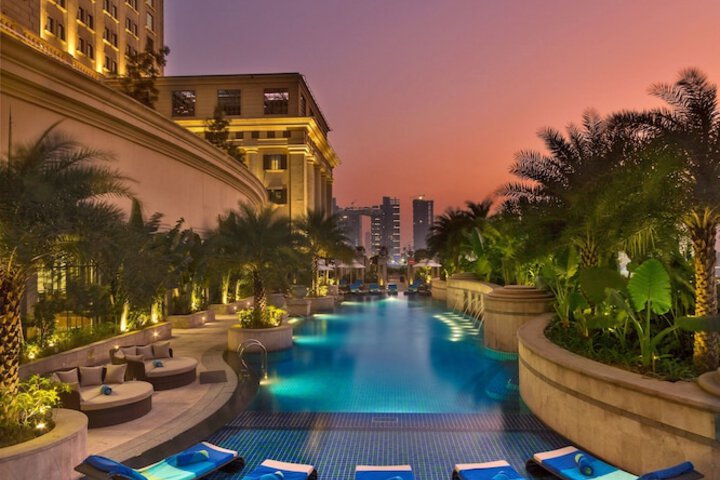 Pools & Facilities