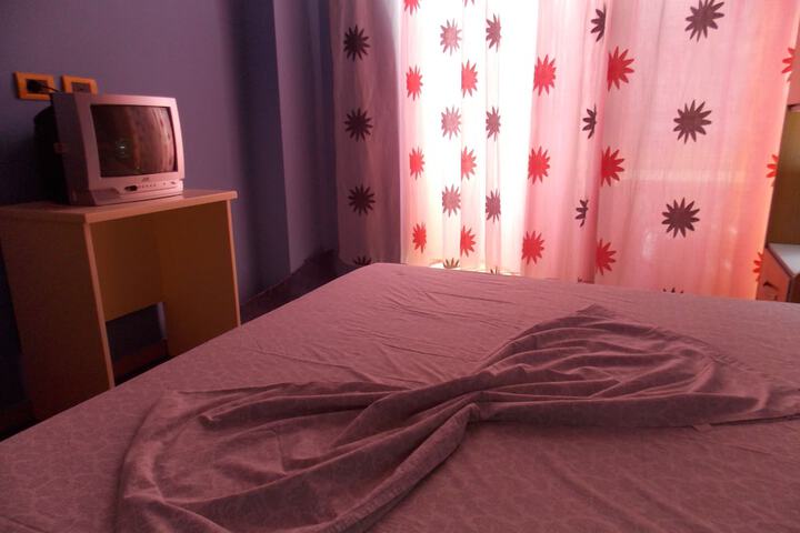 Room 28 of 64