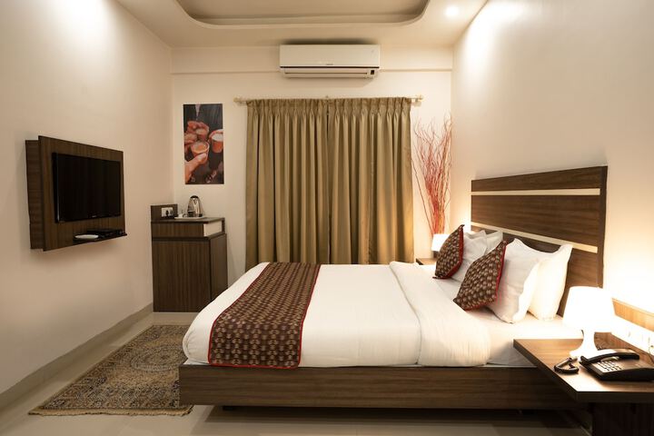 Room 9 of 23