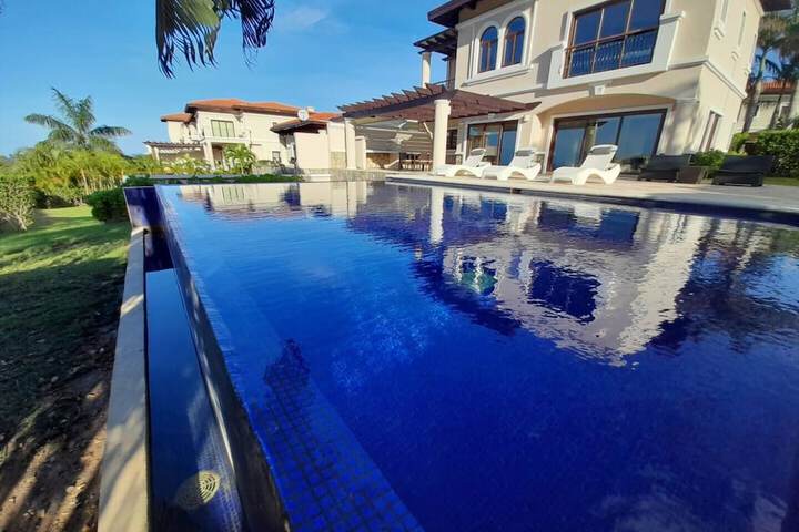 Pool 142 of 171