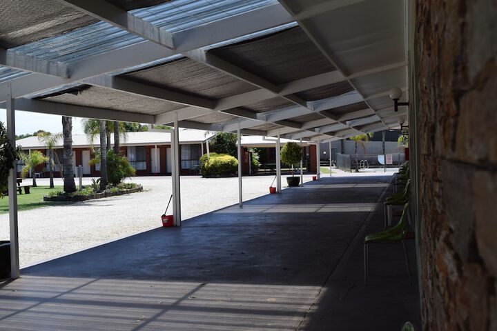Property Grounds 18 of 19