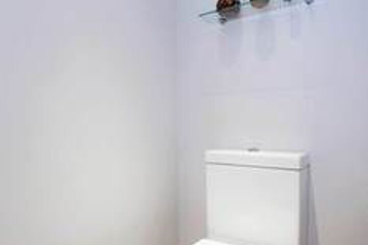 Room 2 of 22