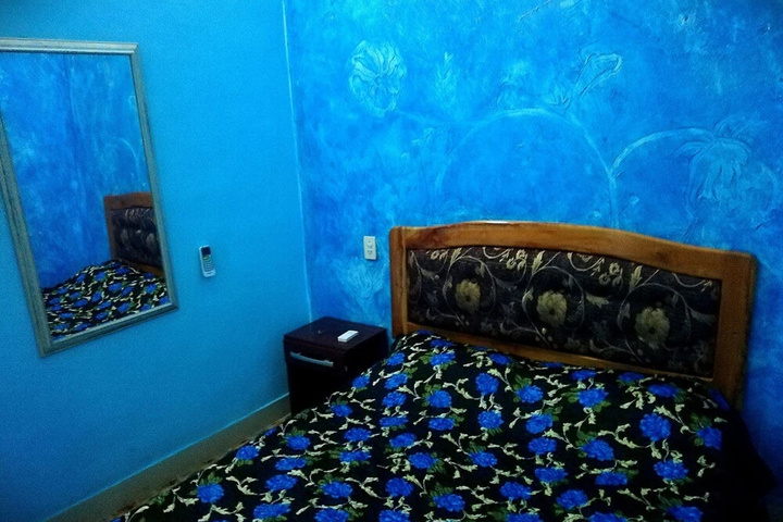 Room 3 of 19