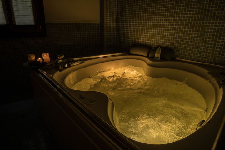 Spa 25 of 83