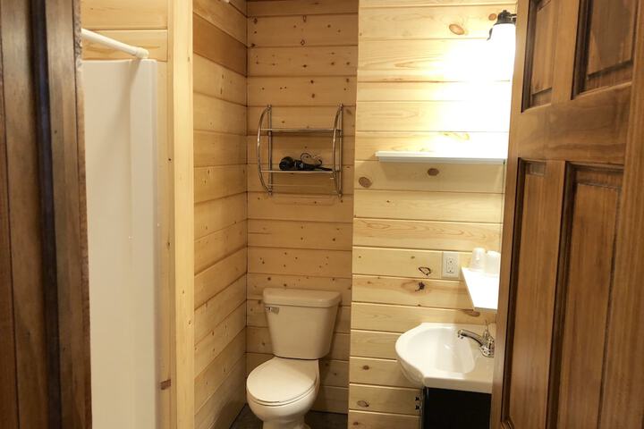 Room 170 of 259