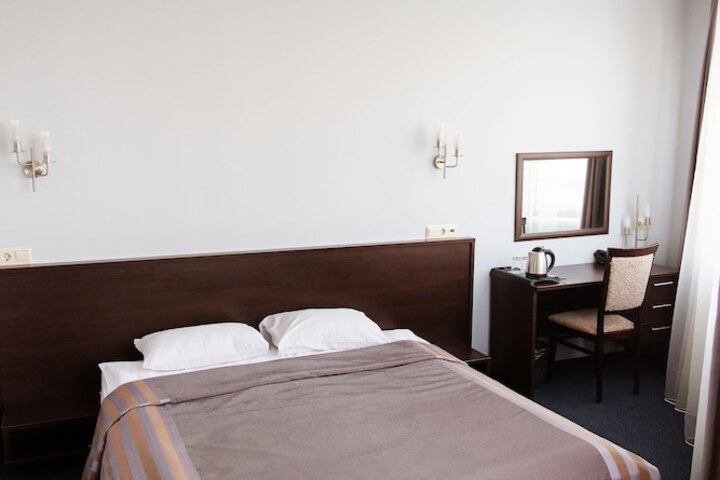 Room 3 of 54