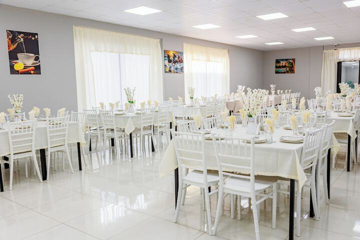 Ballroom/Hall 46 of 55