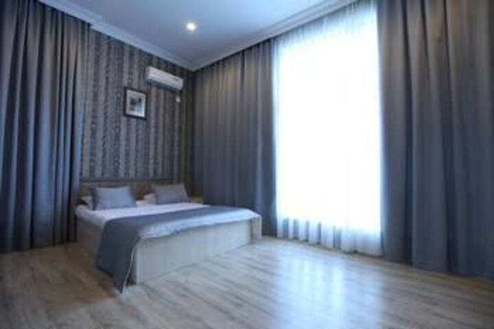 Room 25 of 44