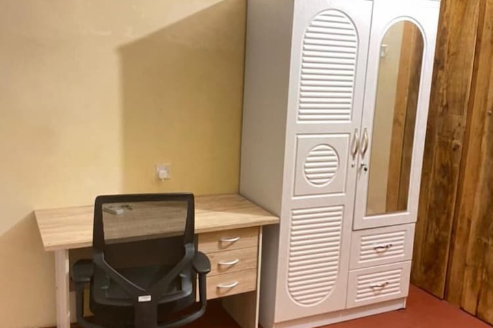 Room 2 of 24