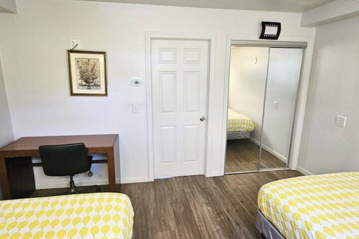 Room 5 of 31