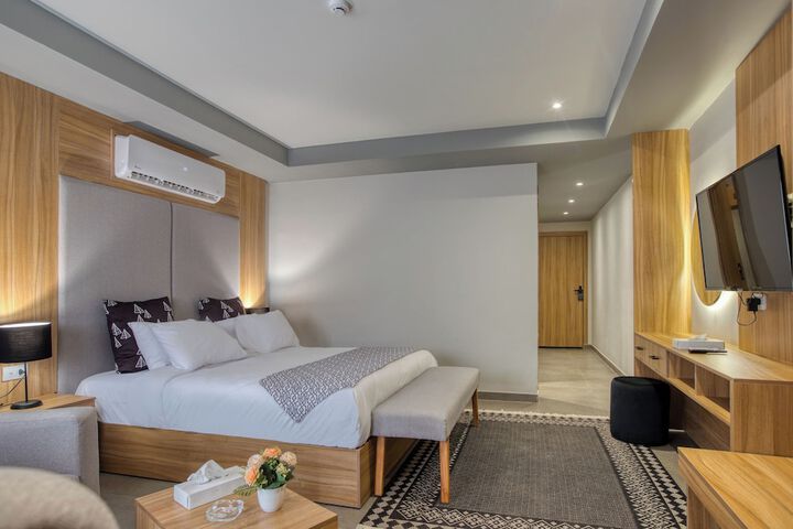 Room 25 of 71