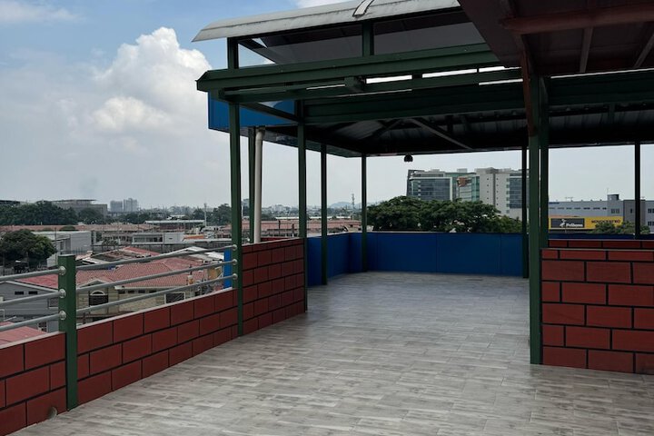 Sundeck 66 of 74