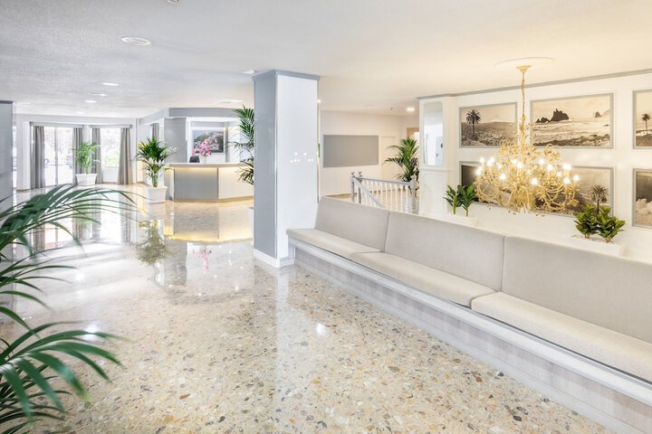Lobby Photos