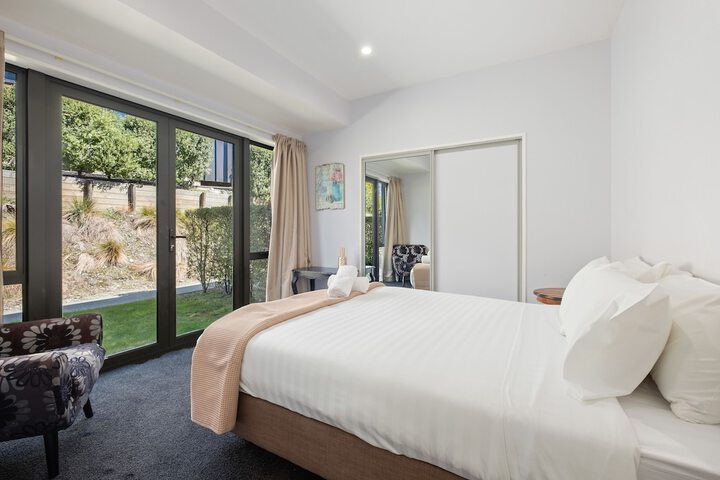 Room 3 of 14