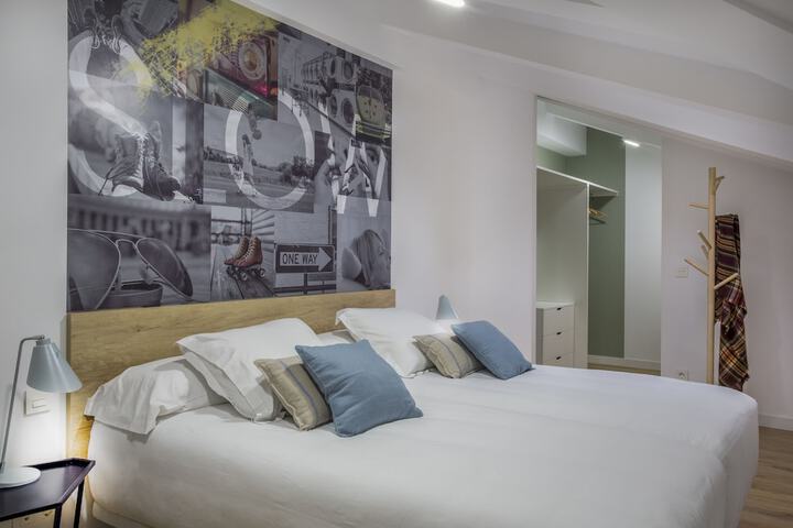 Room 16 of 105