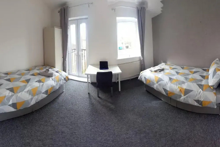 Room 2 of 14